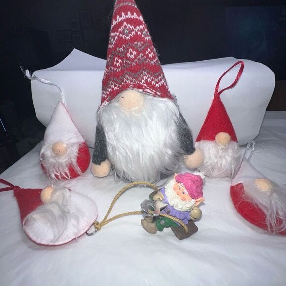 Set of‎ Six Gnome Christmas Tree Ornaments - Picture 1 of 9
